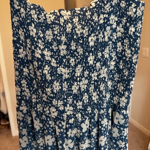 Reformation floral dress - Picture 3 of 4